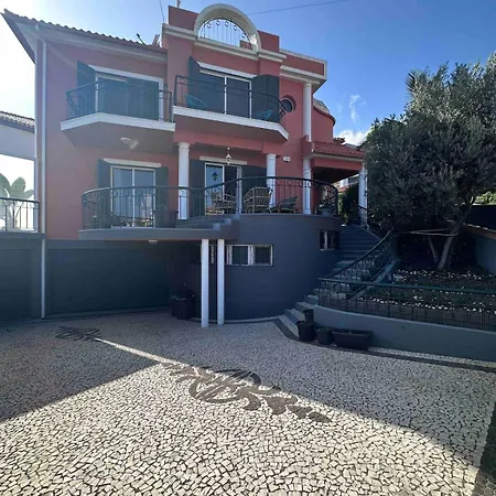 Valhalla Villa *